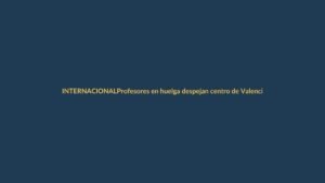Profesores en huelga despejan centro de Valencia para no interferir en el Corpus Christi